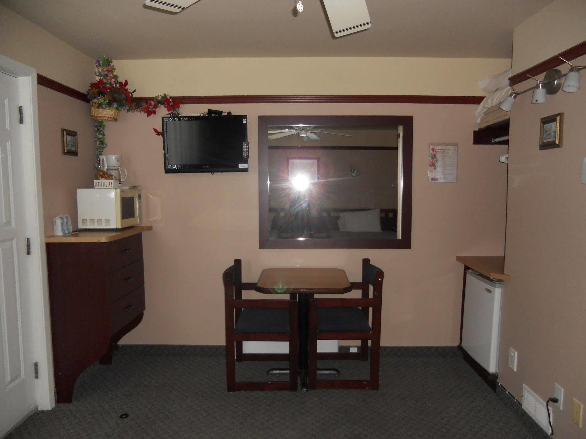 Motel Normandie Louiseville Exterior foto